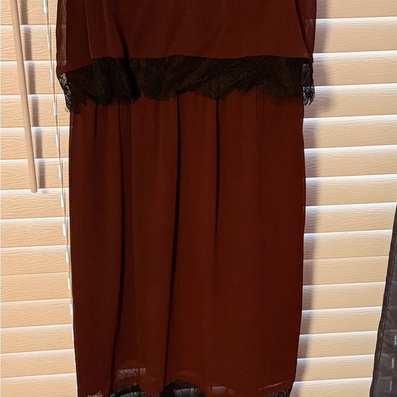 H&M -Burgundy Sheer Dress with Black Lace - Size 14 - Picture 8 of 14